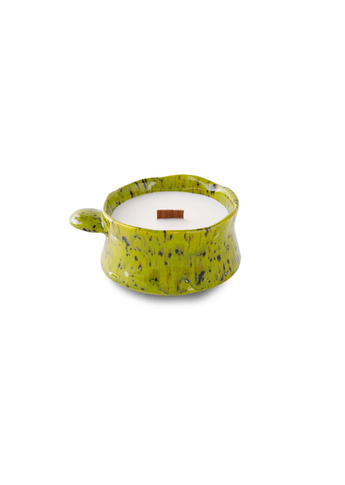 “Podorozhnyk” – Plantain Leaf Soy Candle
