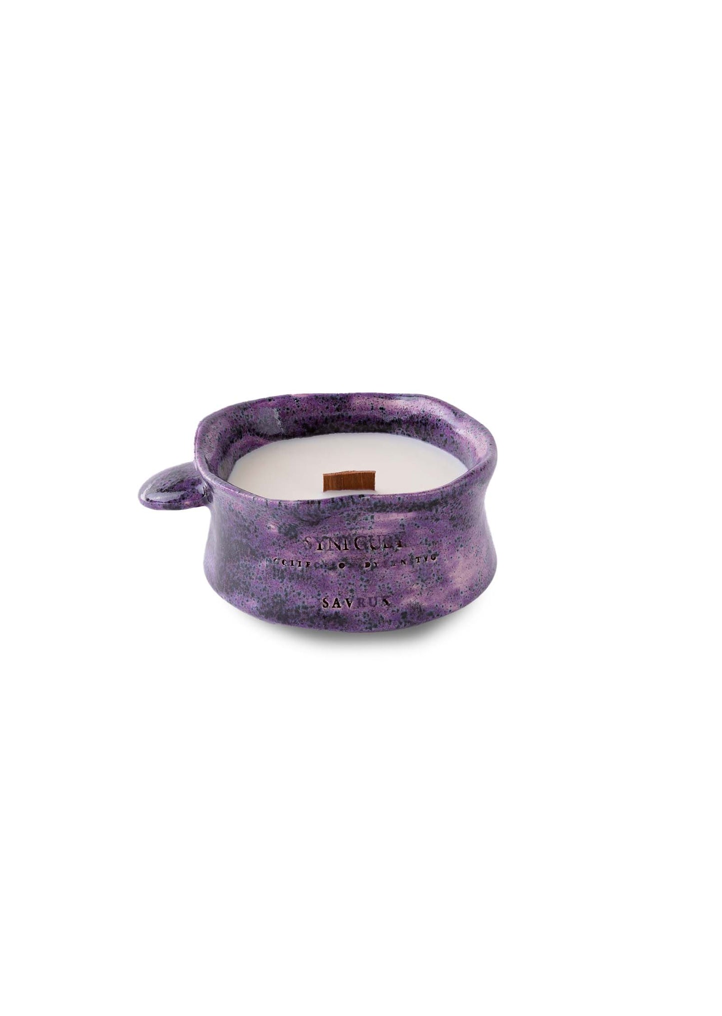 SYNI GUBY – The “Blue Lips” Soy Candle